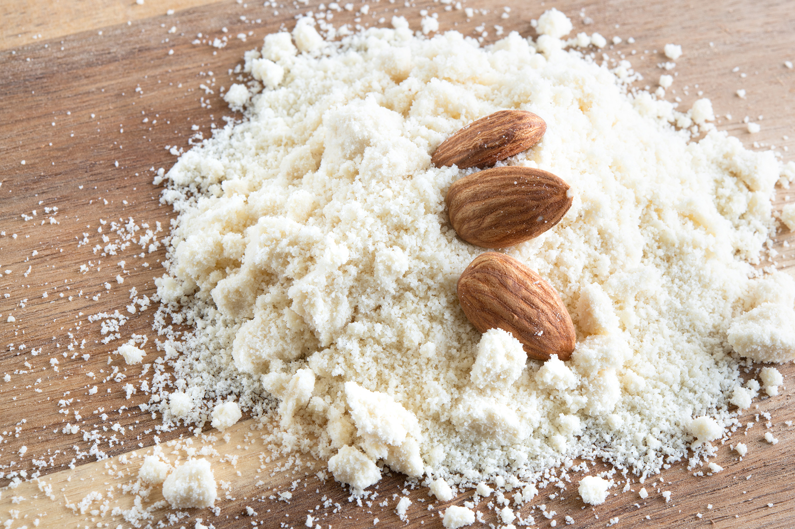 Can you thicken things with almond flour?