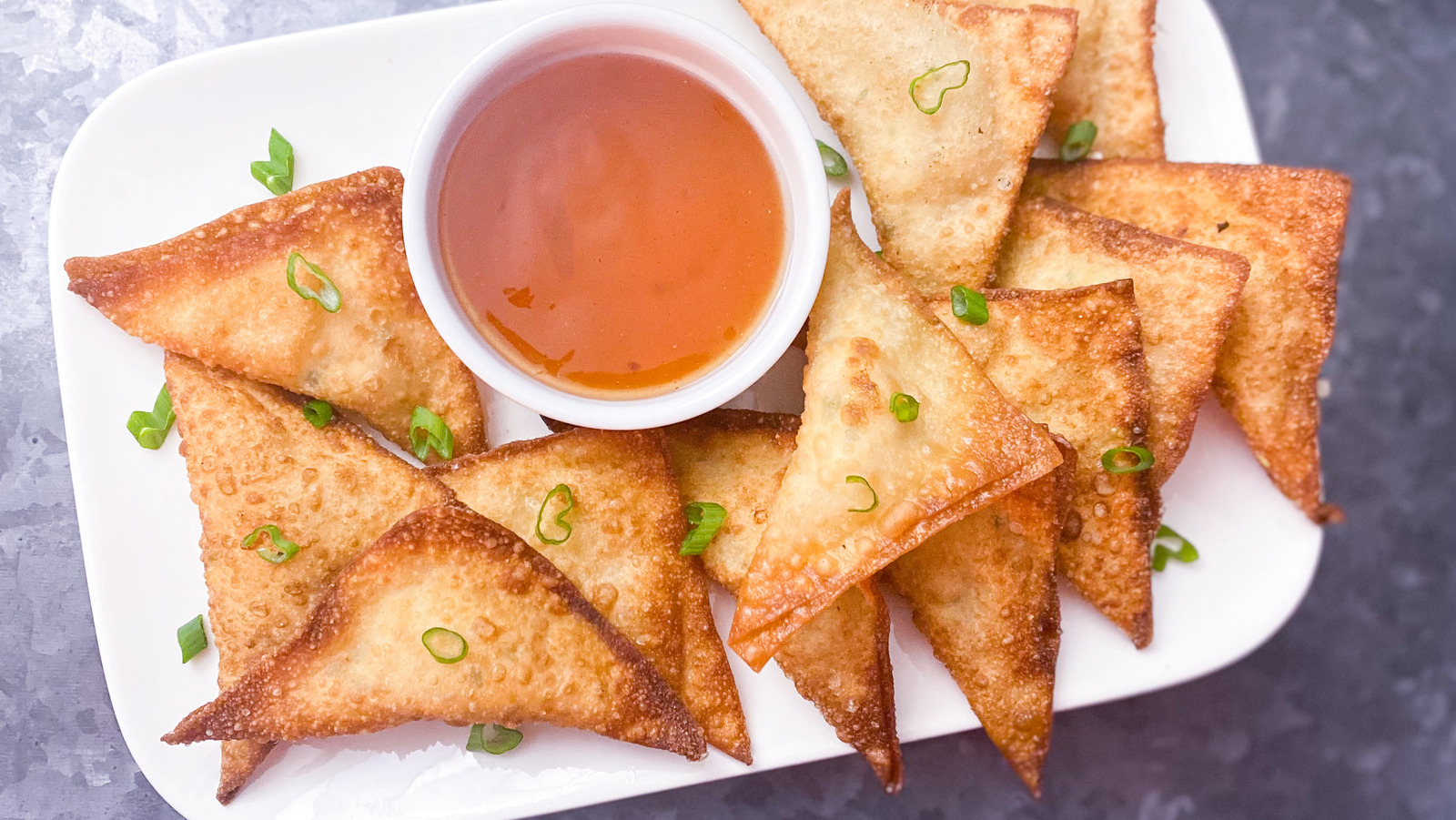 How many calories are in 10 crab Rangoon?