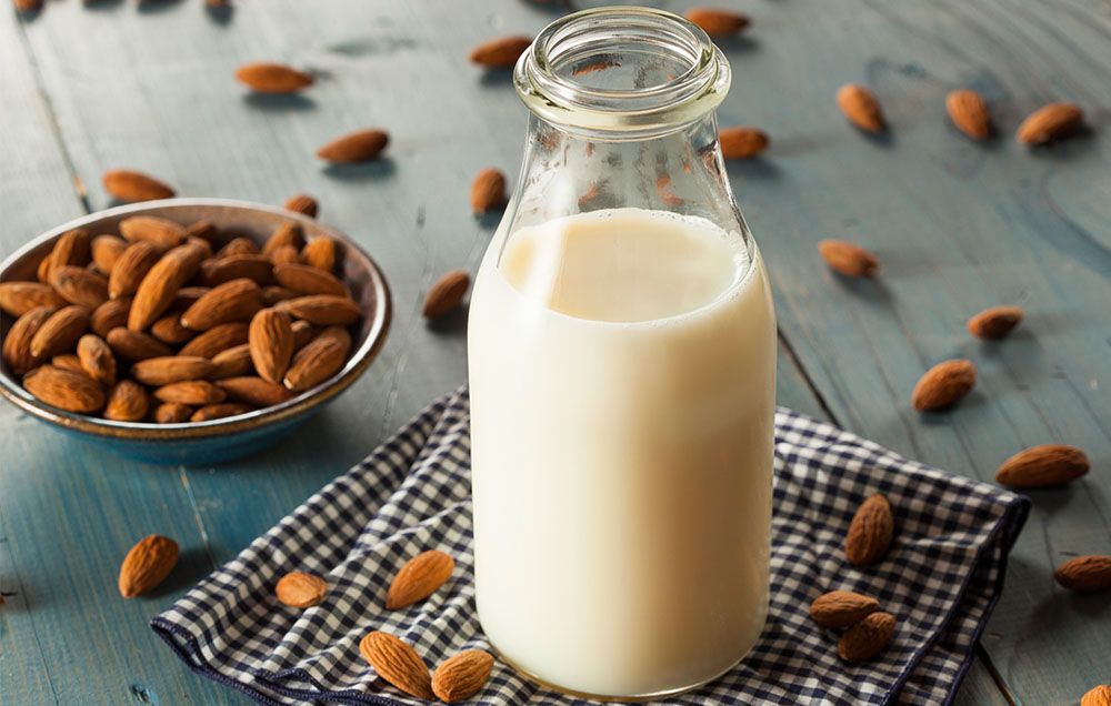 What are the negative effects of almond milk?