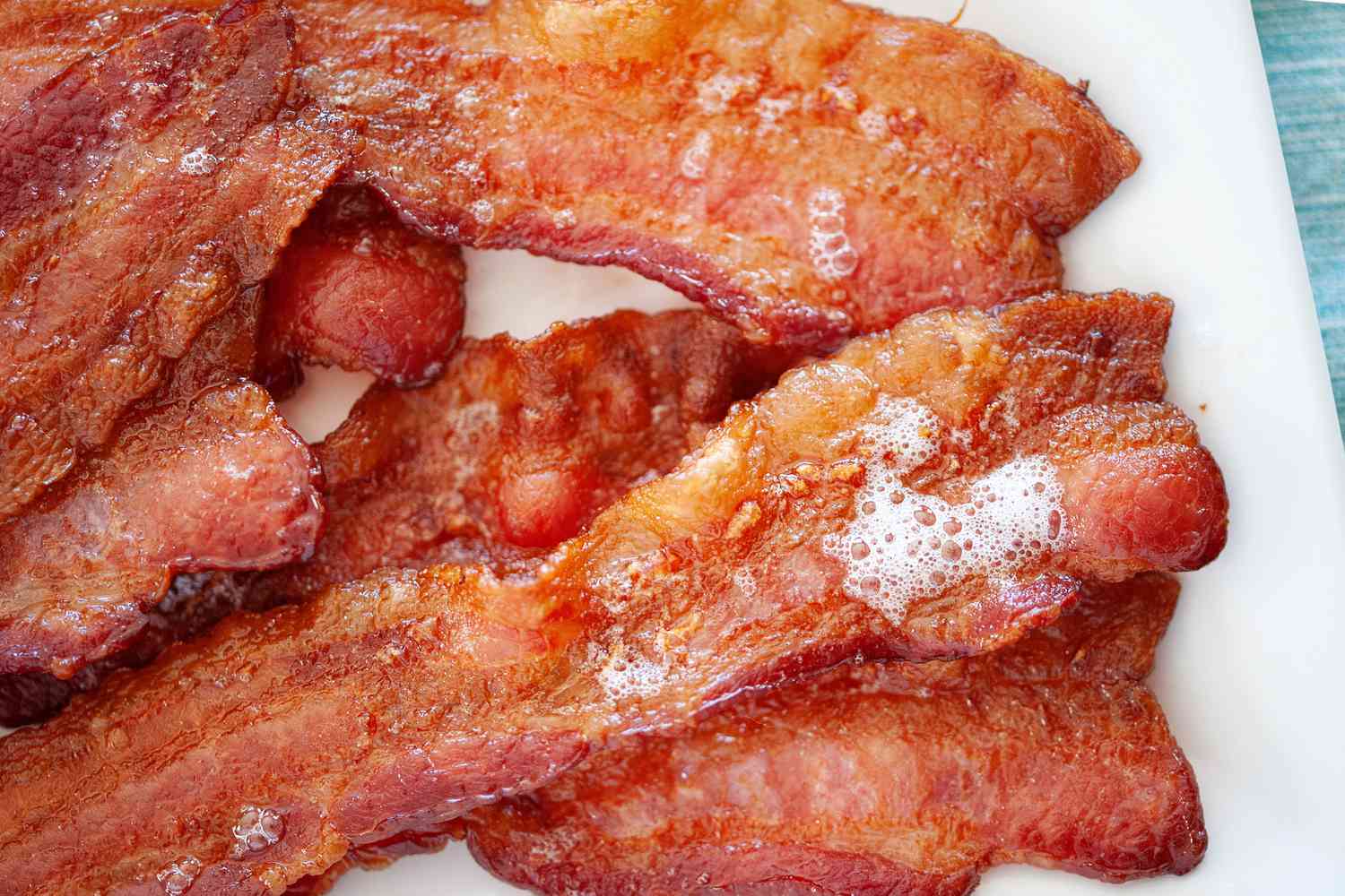What temperature do I bake my bacon in the oven?