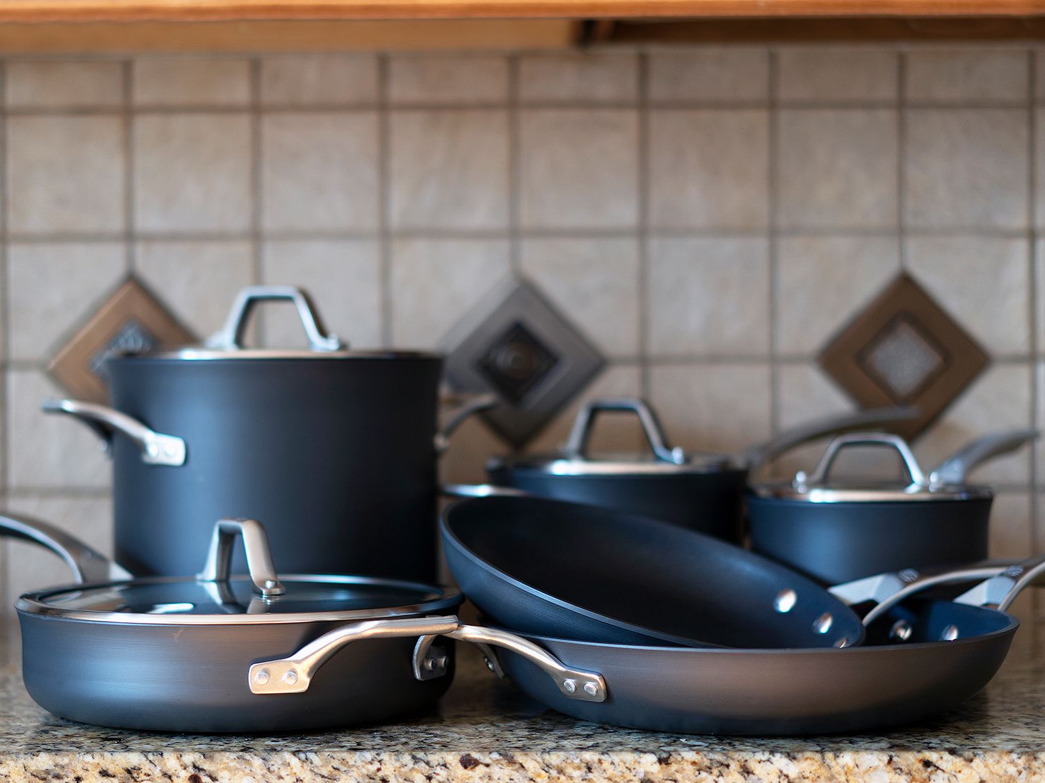 Are there different qualities of Calphalon cookware